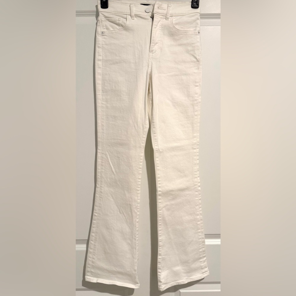 Express White High Rise Bootcut Jeans Size 2R Stretch Denim